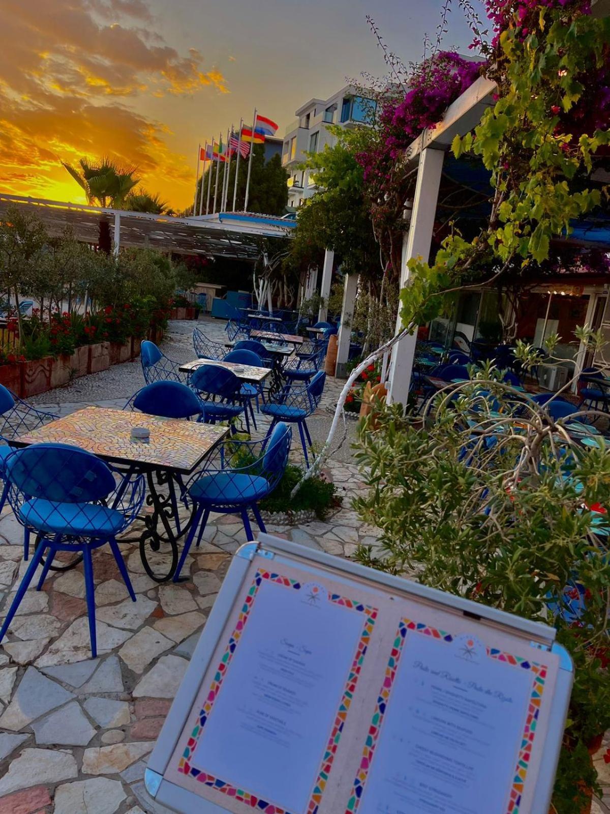 Bougainvill Sunset Villa Sarande Exterior photo